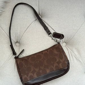 Vintage Coach handbag (Great Condition)